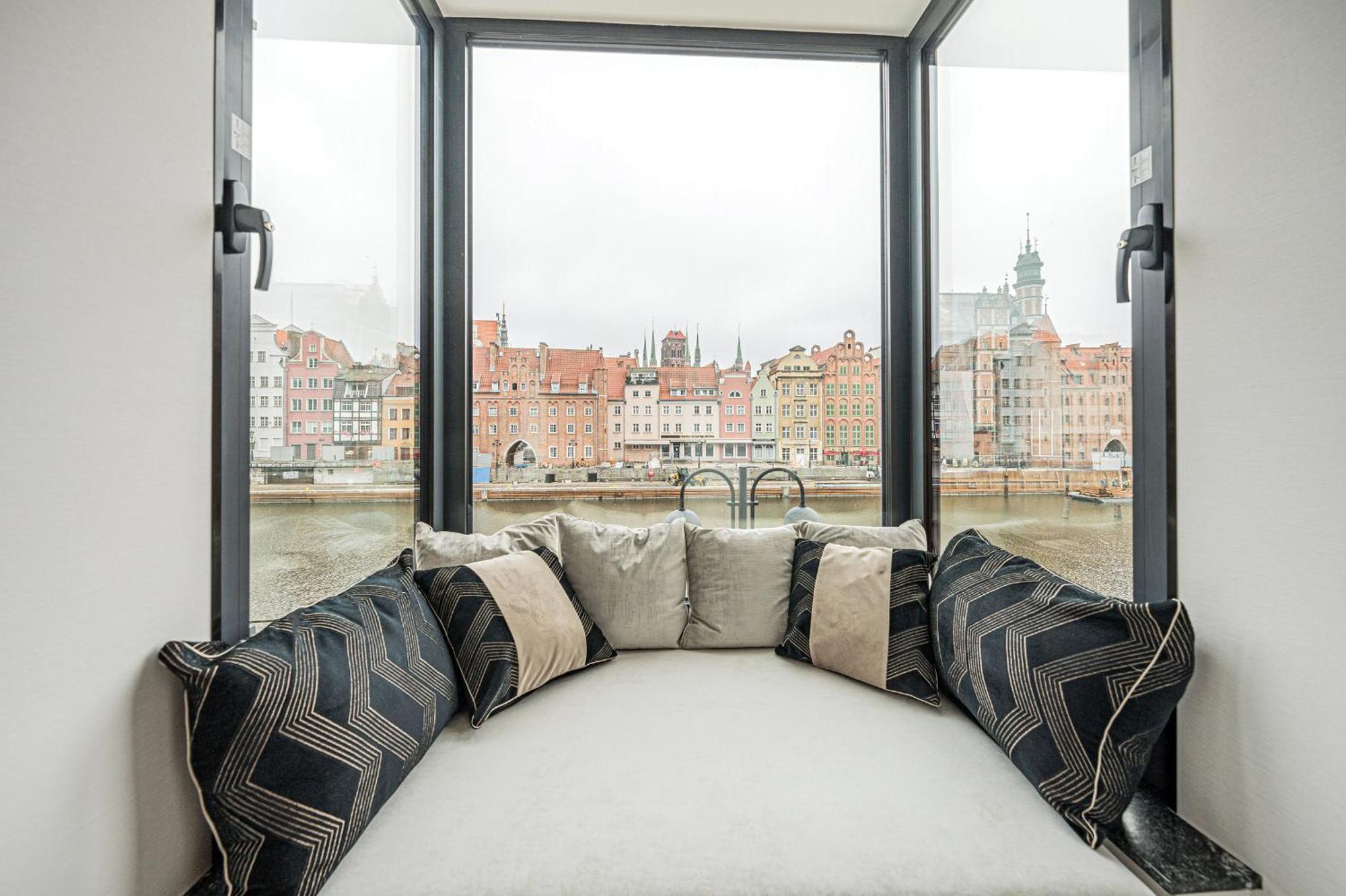 Rent Like Home - Apartament Deo Plaza - Old Town Гданьск Экстерьер фото