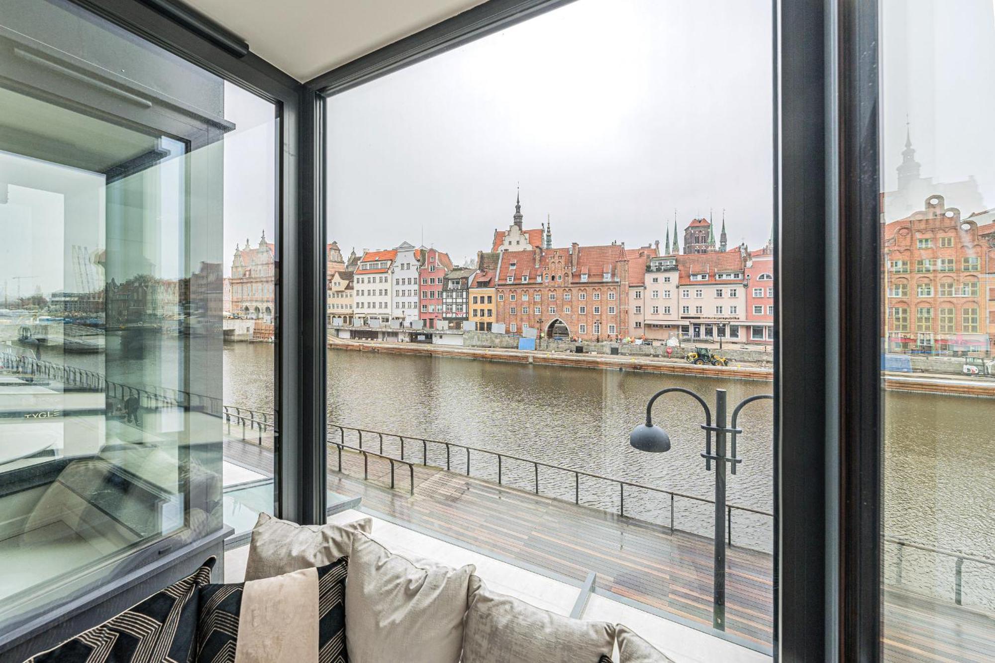 Rent Like Home - Apartament Deo Plaza - Old Town Гданьск Экстерьер фото